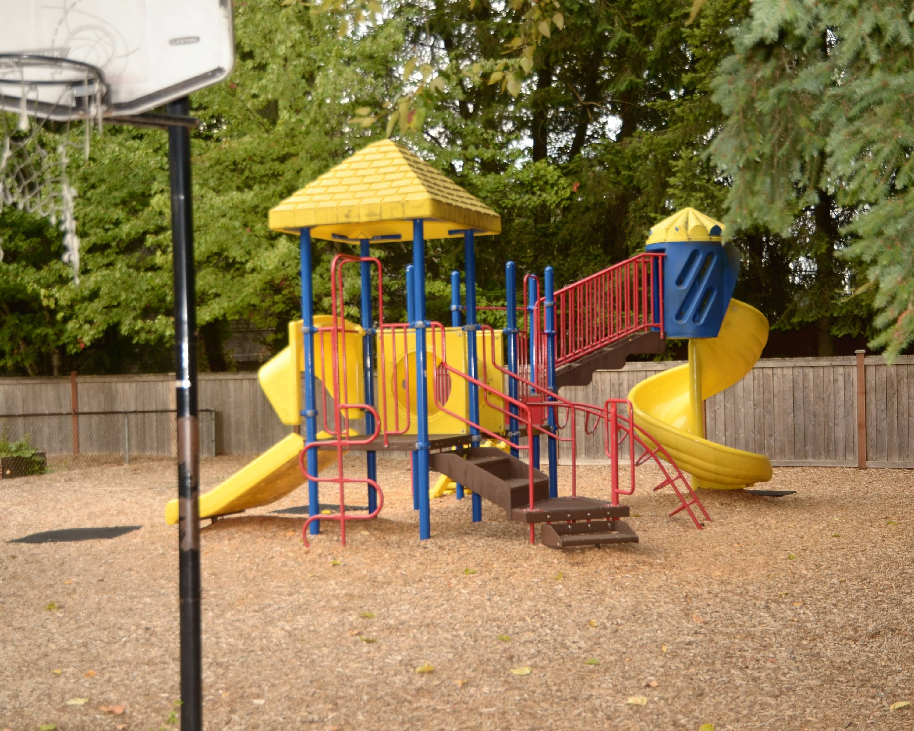 La Petite Academy of Kirkland in Kirkland, WA 11440 NE 116th St La